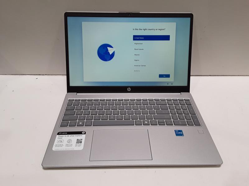 A Grade - HP 15.6" LED Laptop, Intel Core i3-N305, 8GB RAM, 256GB SSD - MSRP $529