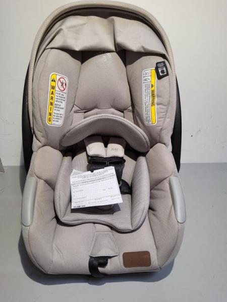 Maxi-Cosi Zelia Luxe 5-in-1 Modular Travel System - MSRP $535