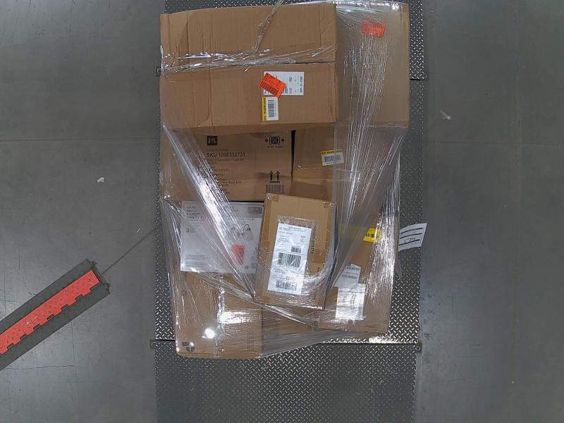 Lighting & Electrical - LNC, Kichler, JONATHAN Y, SILJOY, Sunpez, Commercial Electric - Est Retail $20,130- 5plts