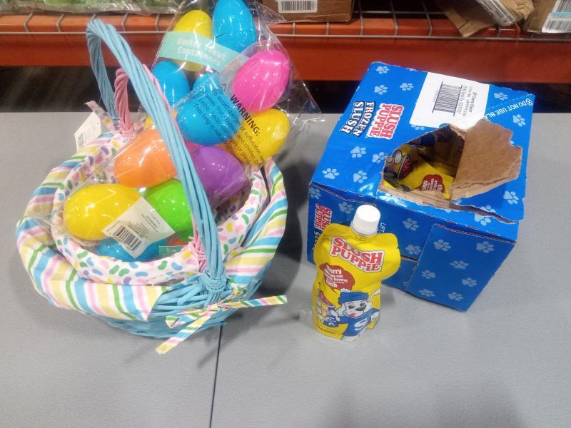 Pallet of Assorted Seasonal Products