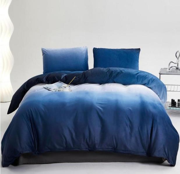 karever Blue White Gradient Comforter Set Full, Blue Velvet - MSRP $70