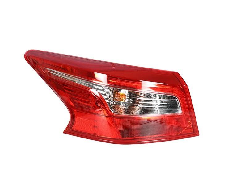 SEBLAFF LH Taillight Assembly Replacemen tHighlander,2016 Driver Side Inner - MSRP $53