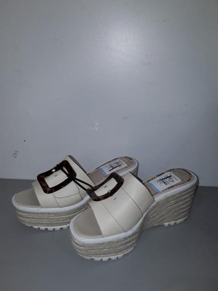 Luxury Department Store - Truckload of Assorted Footwear - 26 pallets