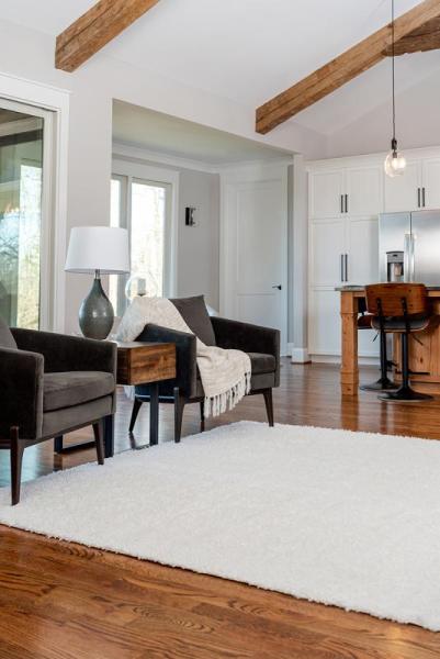 Area Rug Truckload – Diverse Styles & Sizes – Total MSRP $103,856