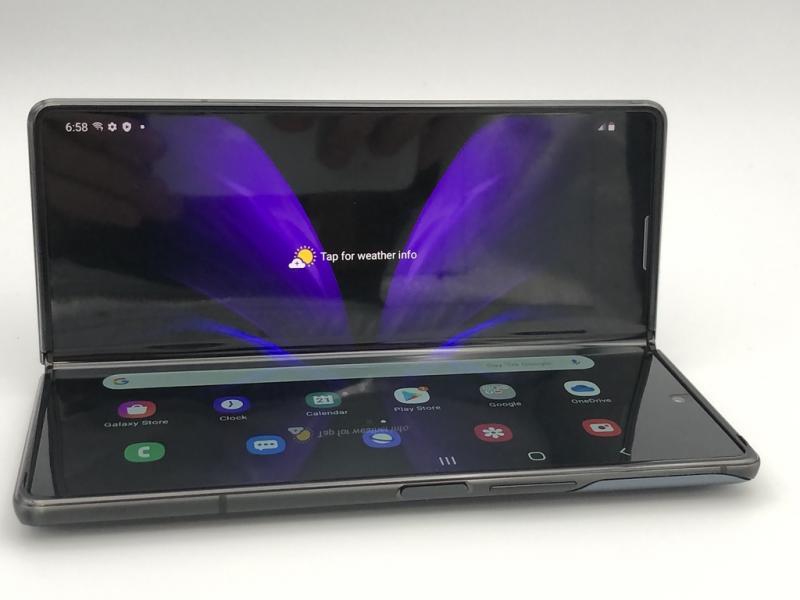 Samsung Galaxy Z Fold4, Functional, Good Glass; MSRP $9,000