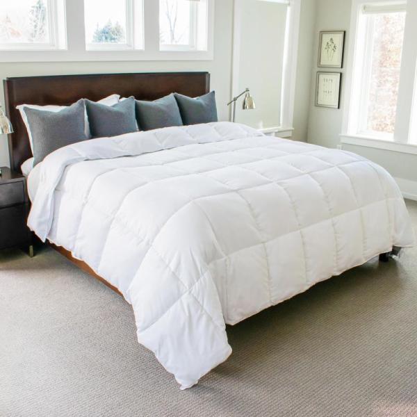 Gray Eagle Oversized King Synthetic Comforter, XL - MSRP $115