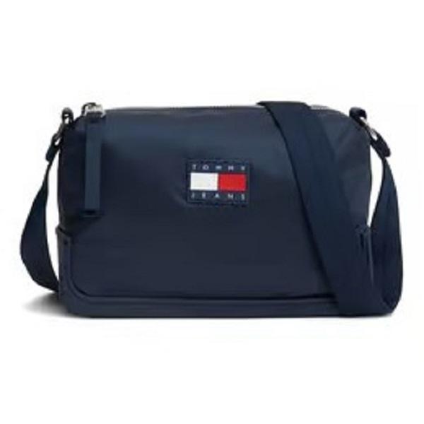 (40) Tommy Hilfiger Sports Bags Assorted Colors MSRP $ 2,400.00