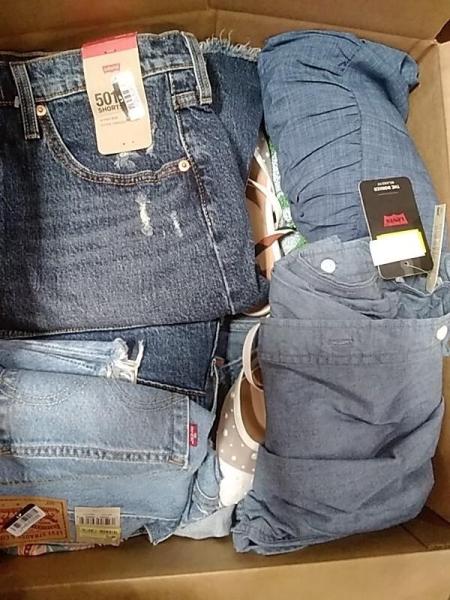 Apparel - Levi's, GoodFellow & Co, All In Motion, Skechers, Wild Fable, A New Day - Est Retail $5,765- 1 plt
