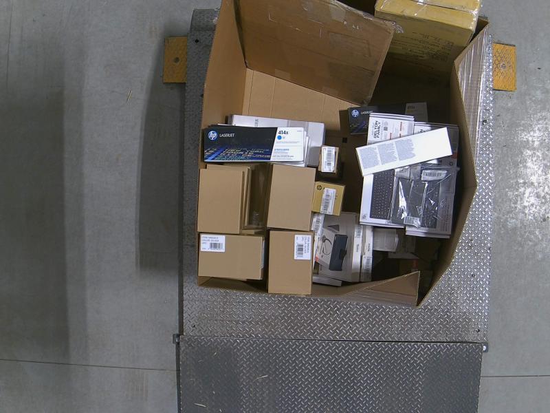 Electronics - HP, Manual Typewriter, Dell, Sharp, M90 Wireless Keyboard, Magic Keyboard - MSRP $7,158