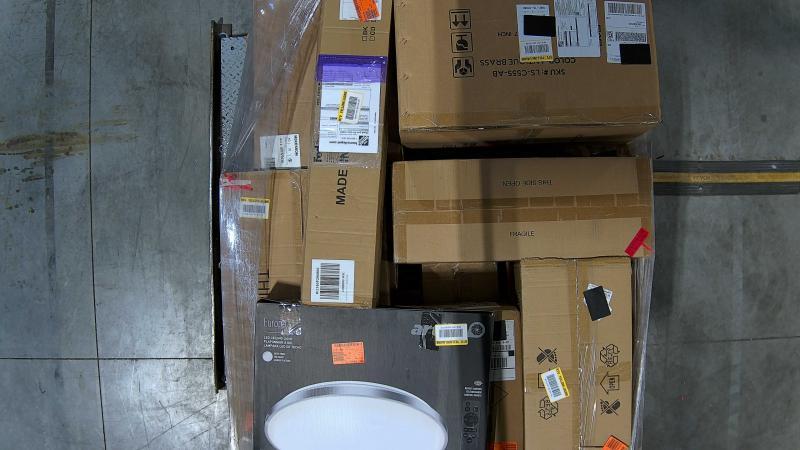 Lighting & Electrical - LNC, Midwest Electric Products, Golden Lighting, Light Society, Kichler - Est Retail $5,738