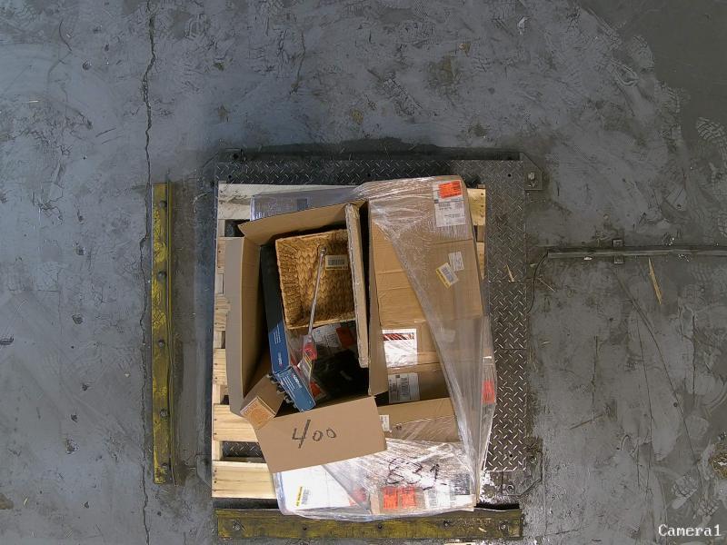 Flooring & Rugs - Closet Evolution, Ivy Hill Tile, MSI, Trademark Innovations, ClosetMaid - Est Retail $4,601- 6plts