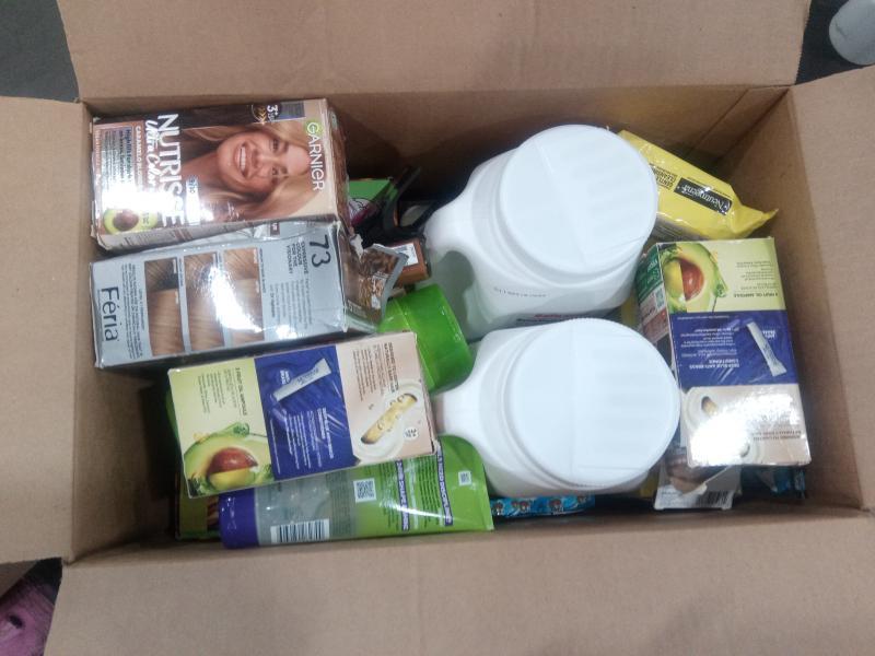 General Merch - Revlon Hair Dryer, Elizabeth Arden Green Tea Scent Spray, LeapFrog Learning Friends Book - MSRP $8,518