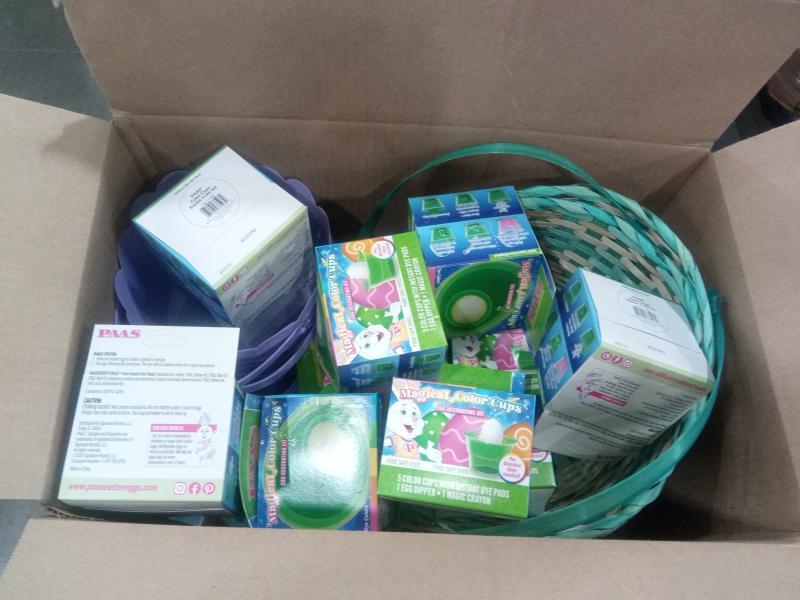 General Merch - Waterpik Dental System, Muk Luks Sandals, Nexcare DUO Bandages - MSRP $7,612