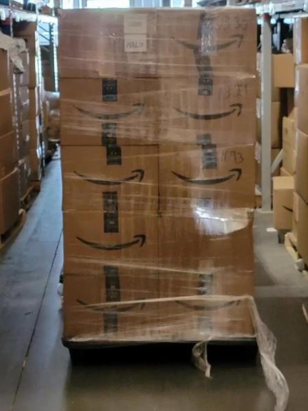 12 Pallets of Halloween and Seasonal Customer Returns