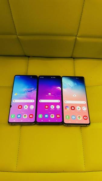 Motorola Razr (2023), Samsung Note10+ & More, 74 units, MSRP: $48,264