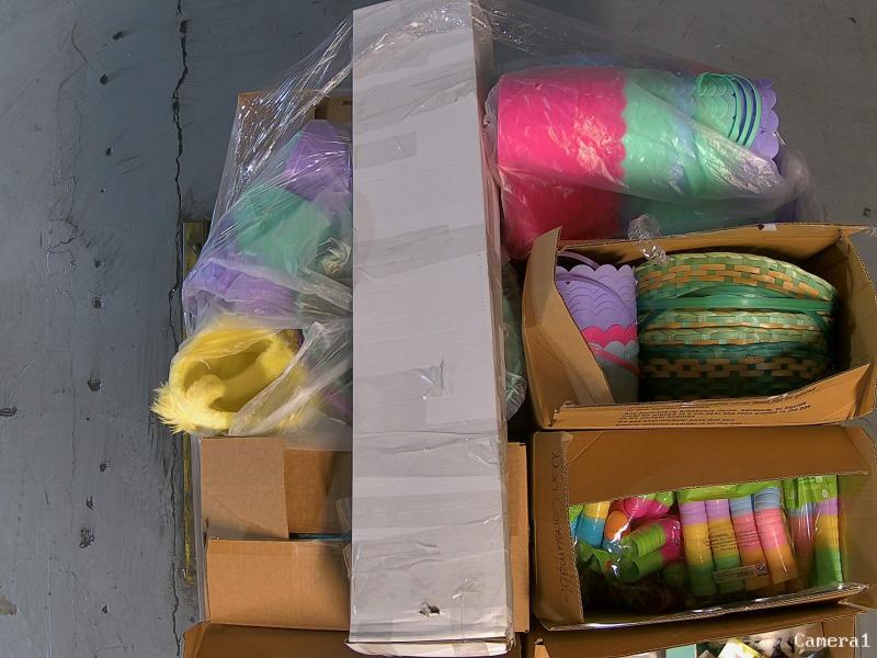 Holiday - Happy Go Fluffy Bamboo Basket, Festive Voice Bristle Tree, Fluffy Bunny Mug - MSRP $4,853