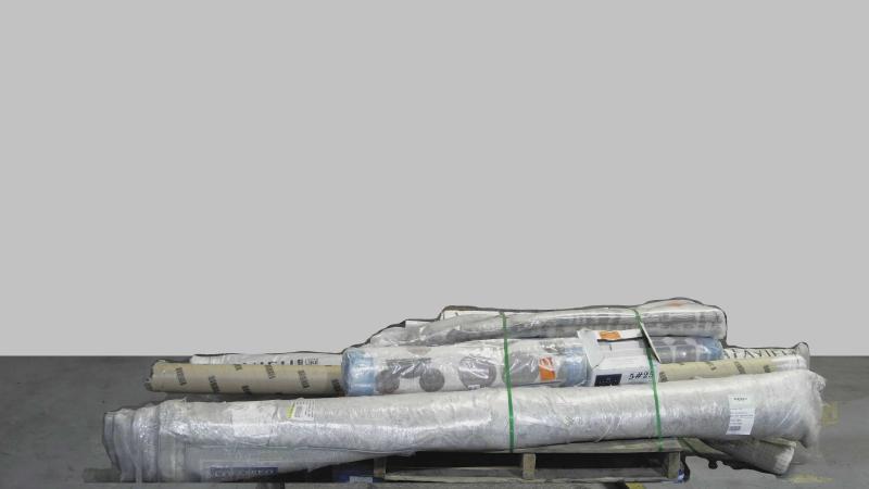 Flooring & Rugs - Area Rugs, Porcelain Tile, Runner Rugs, Ceramic Tile, Mosaic Tile - Est Retail $1,422- 1plt