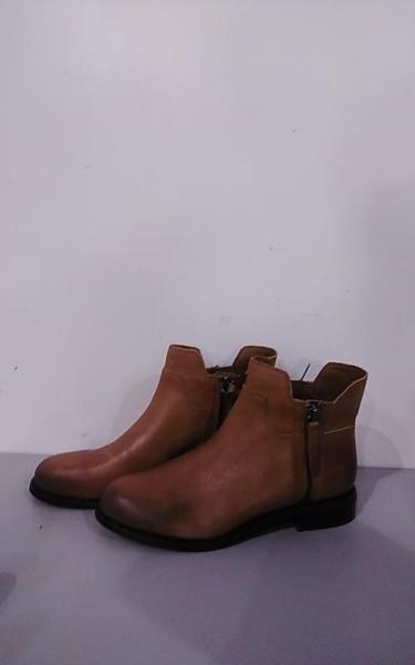 Luxury Department Store - Shoes