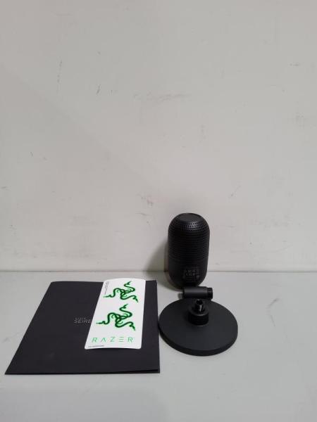 Razer Seiren V3 Mini Ultra Compact USB Microphone - Est Retail $49