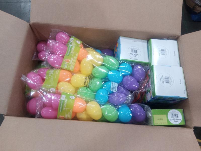 General Merchandise - Talon Gel Ball Blaster, Happy Go Fluffy Booties, Conair Ponytailers - MSRP $7,280
