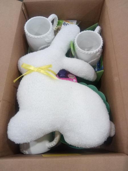 General Merchandise - Mueller Wrist Brace, Happy Go Fluffy Bunny Light Up Cup, HotHands Hand Warmers - MSRP $6,770