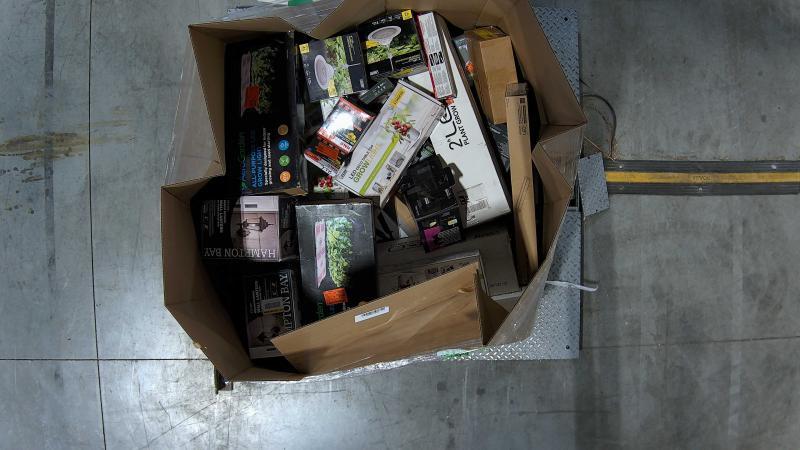 Lighting & Electrical - Wyze, Blink, Airthings, AeroGarden, Feit Electric, LIFX, Defiant, HALO - Est Retail $4,650