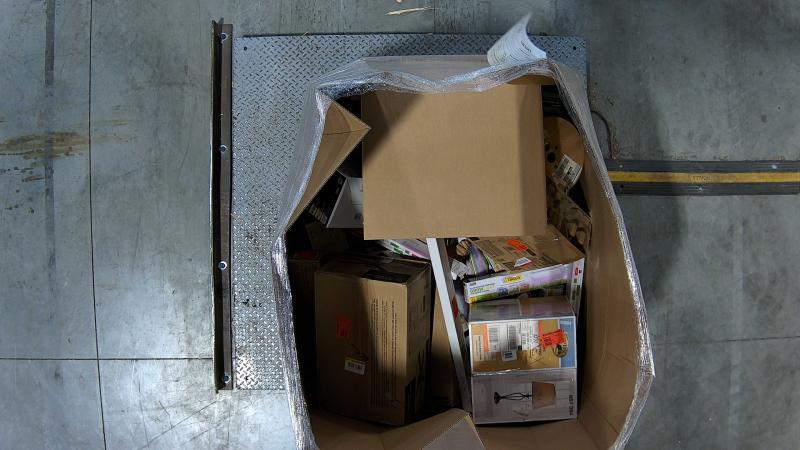 Lighting & Electrical - Southwire, HDC, RIDGID, Husky, Lithonia Lighting, Defiant, Metalux, Artika - Est Retail $2,200