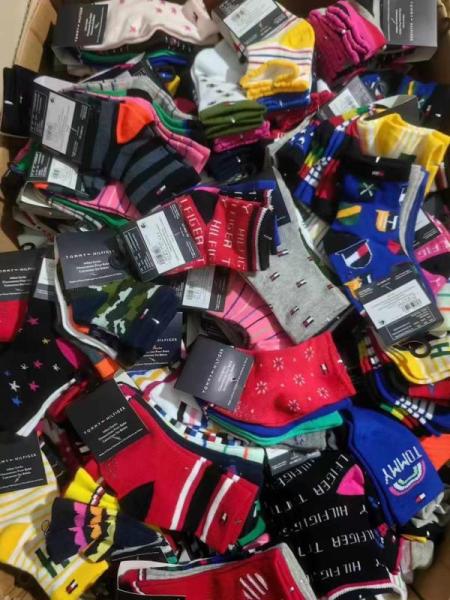 (300 pairs) Tommy & Nike Children's Socks MSRP $ 1,650.00