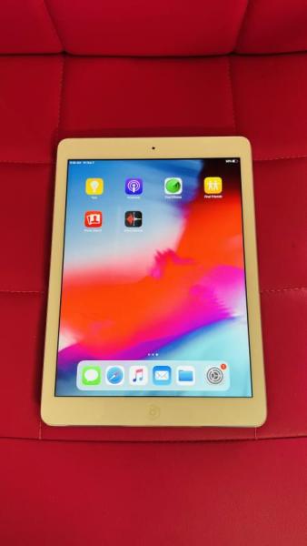 Unlocked Apple iPad Air 2 128GB, 64 units, MSRP: $60,600