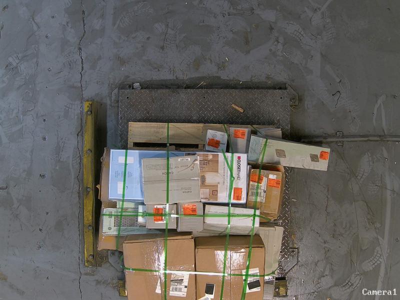 Flooring & Rugs - Beverly Rug 10X14, Ivy Hill Tile, ClosetMaid, EMSER TILE, Daltile, L'Baiet, MSI - Est Retail $1,212
