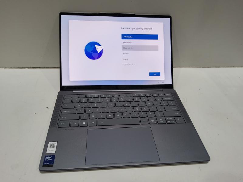 Lenovo Slim 7i Aura Edition 14" WUXGA OLED Laptop, Intel Core Ultra 7 256V EVO, 16GB RAM, 1TB SSD - MSRP $1,099