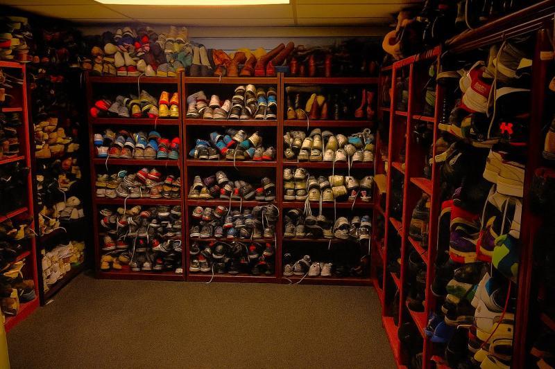 Lot of 200 Men/ Women Shoes and Clothing Assorted MSRP $11K+