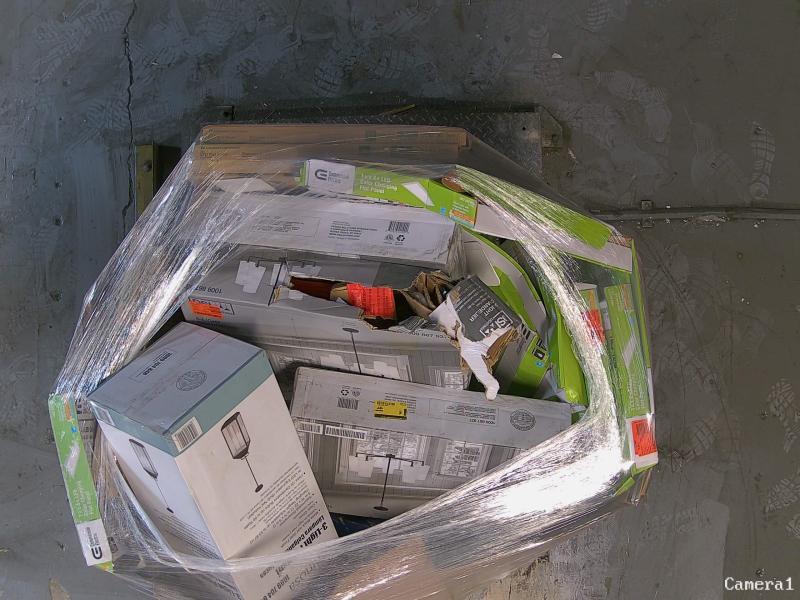 Lighting & Electrical - STARLINK Standard Kit, Commercial Electric, Feit Electric, Lithonia Lighting -Est Retail $3,586
