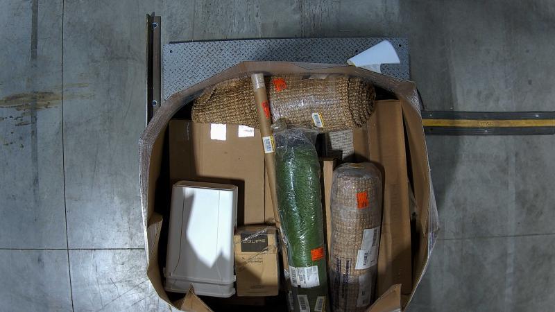 Flooring & Rugs - SAFAVIEH, JONATHAN Y, HomeRoots, Ottomanson, Ivy Hill Tile, Hampton Bay - Est Retail $2,695