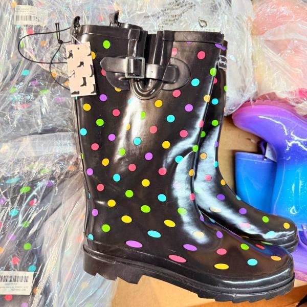 Bulk Lot of 350 Mixed Rain Boots and Water Shoes MSRP $5786