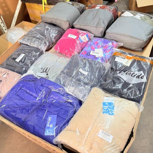 Bulk Lot of 100 Mixed Mens and Womens Jackets MSRP $10,786