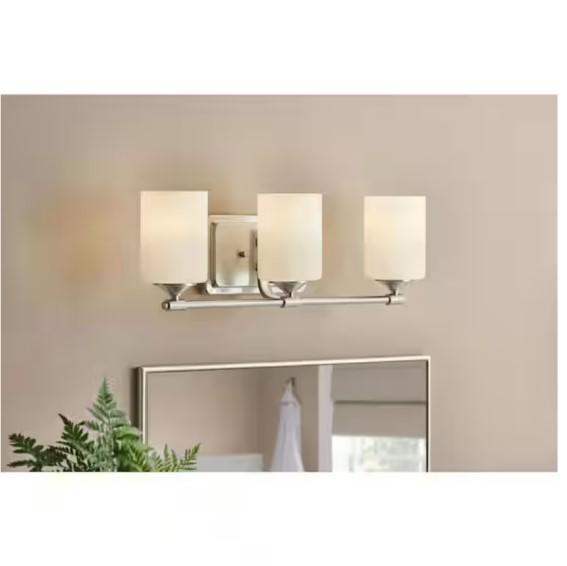 Lighting & Electrical - Hampton Bay, GE, Halo - Est Retail $1,601- 1plt