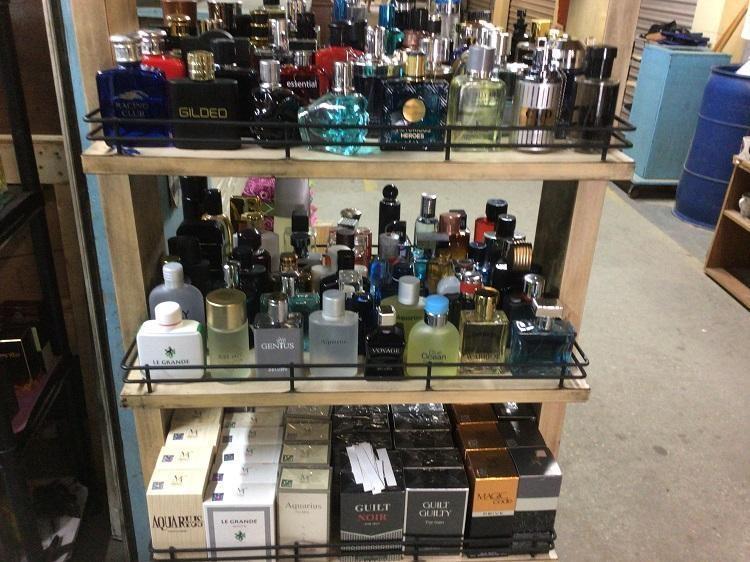 SHELF PULLS His & Hers Perfume and Bath Fragrance Styles - 55 pcs