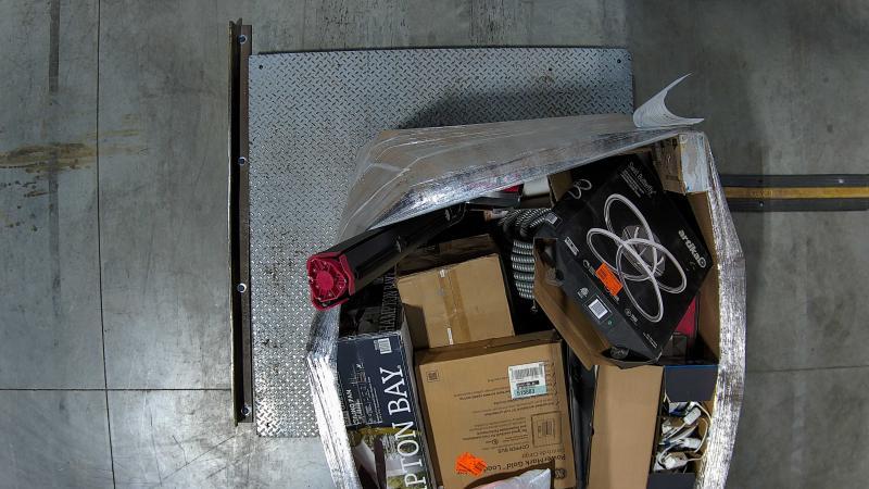 Lighting & Electrical - Artika, GE, Halo, Husky - Est Retail $2,960- 1plt