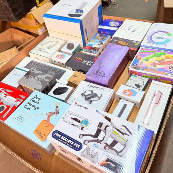 Bulk Lot of 500 Mixed Electronics, Gadgets & Home Goods MSRP $15,000