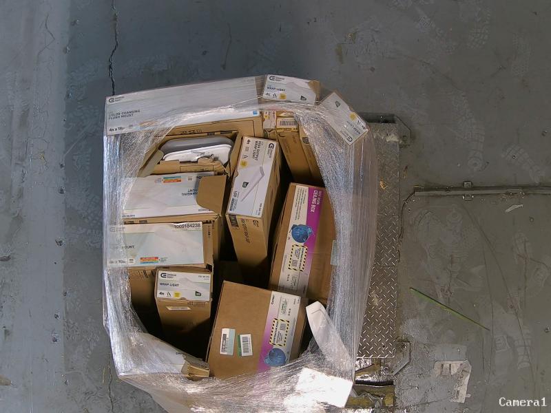 Lighting & Electrical - Carlon 1-Gang 20cu.in New Work Electrical Ceiling Box, Commercial Electric - Est Retail $1,299