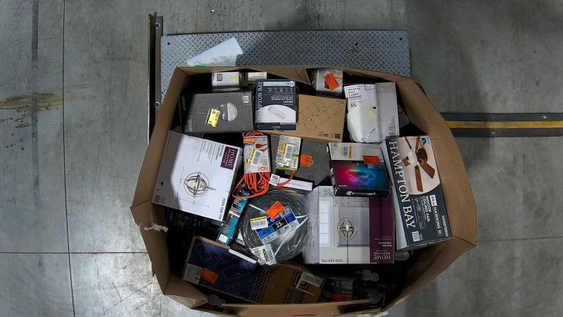 Lighting & Electrical - Halo, Feit, Ring, Blink, Wyze, Glam - Est Retail $7,155- 1plt