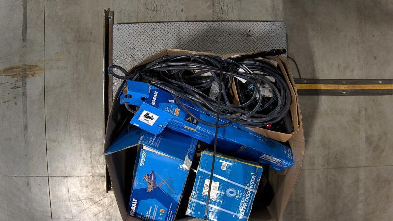 Kobalt Folding Head 9Amp 7in Sliding Table Tile Saw, XTR 1/2in 24V Variable Speed Brushless Hammer Drill - MSRP $2,565