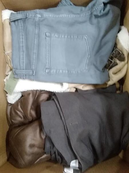 Apparel - Levi's, A New Day, Cloud Island, Future Collective, Universal Thread - Est Retail $9,191- 1 plt