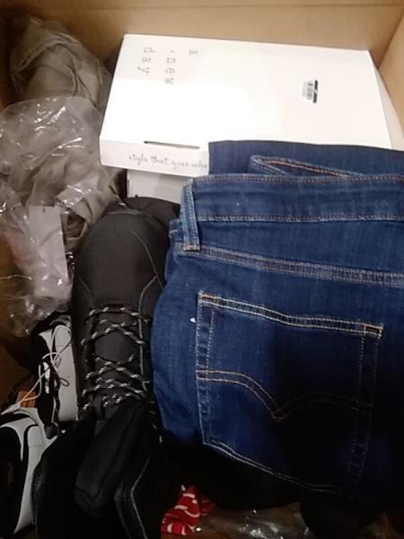 Apparel - Levi's, Goodfellow & Co, All In Motion, Skechers, A New Day, Future Collective - Est Retail $5,907- 1 plt