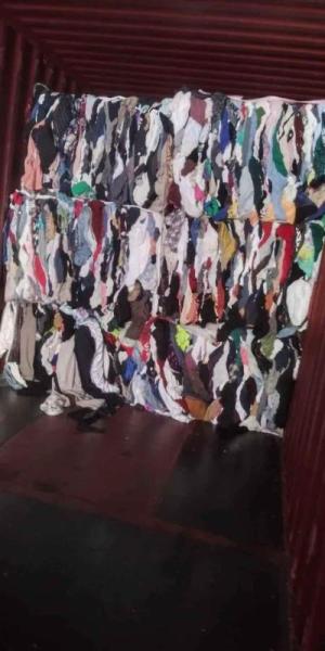 Truckload of Used/ Clothes/ Ropa Usada 40 Bales /Pacas 60k-80k Pcs