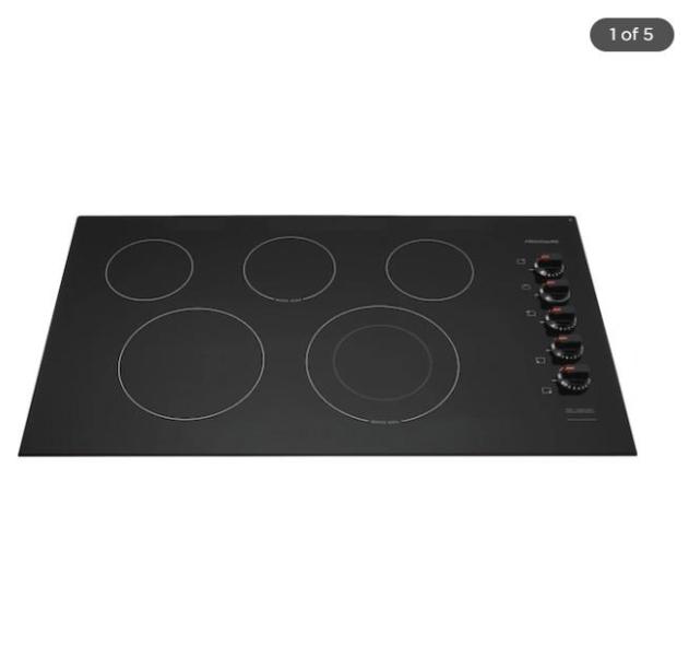 Frigidaire 36" 5-Burner Smoothtop Cooktop in Black