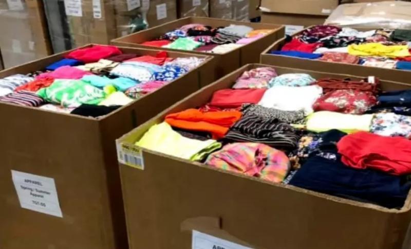 Lot 350 Units Brand Name/Designer Apparel, Shoes & Lorions MSRP $15K