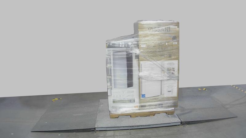 Appliances - Vissani 18cu.ft Top Freezer Refrigerator, Commercial Electric 24in Drum Fan - Est Retail $1,357- 2plts