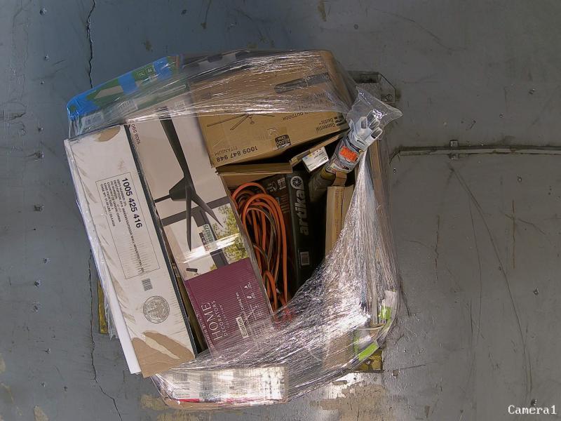 Lighting & Electrical - Southwire, GE, Halo, Wyze, Blink - Est Retail $7,611- 2plts